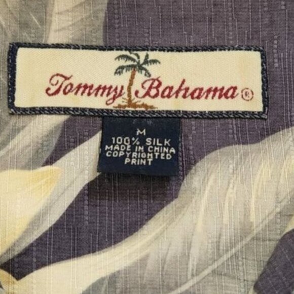 Tommy Bahama Silk Camp Hawaiian Shirt - Picture 2 of 7